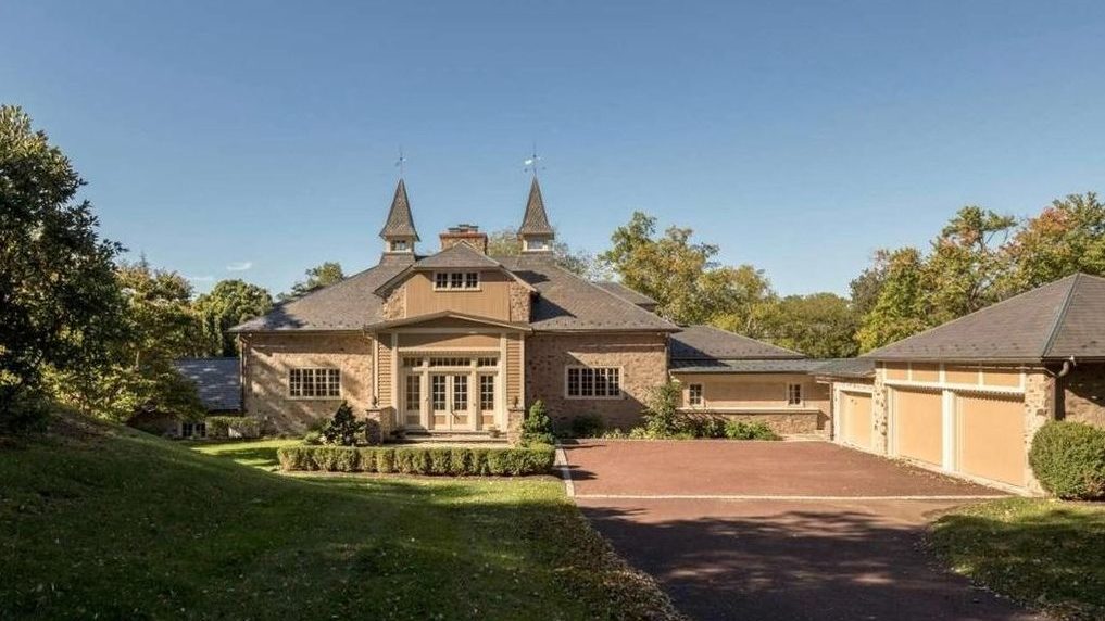 For $3.1 Million You Could Own Sam Hinkie’s Bryn Mawr Mansion