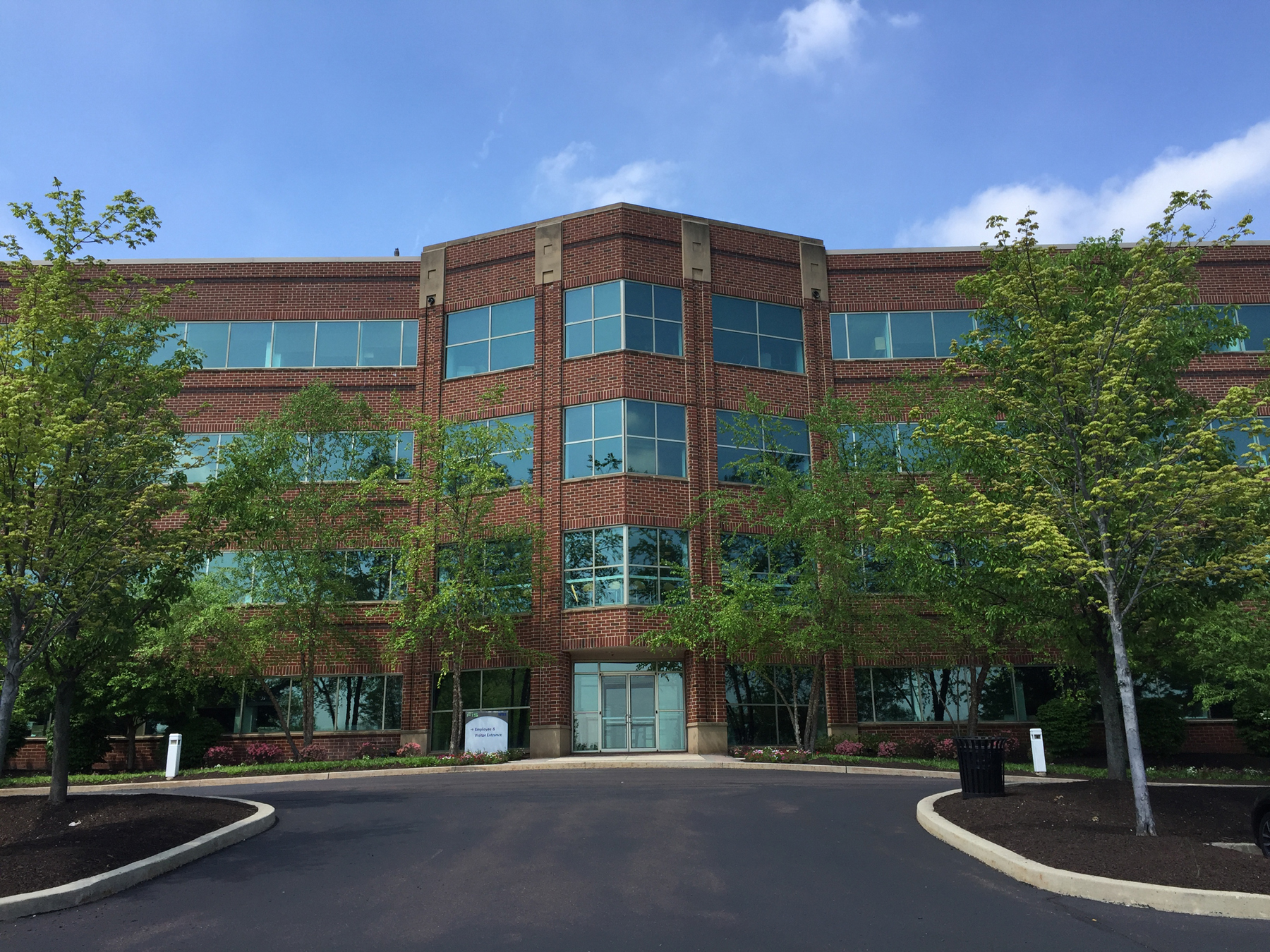 Cushman and Wakefield Brokers $32 million sale of Highview I and II in Collegeville