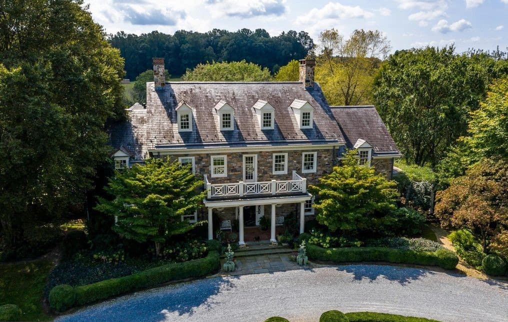 House of the Week: A Taste of the Sublime Nestled Among Rolling Hills of Southeast Pennsylvania