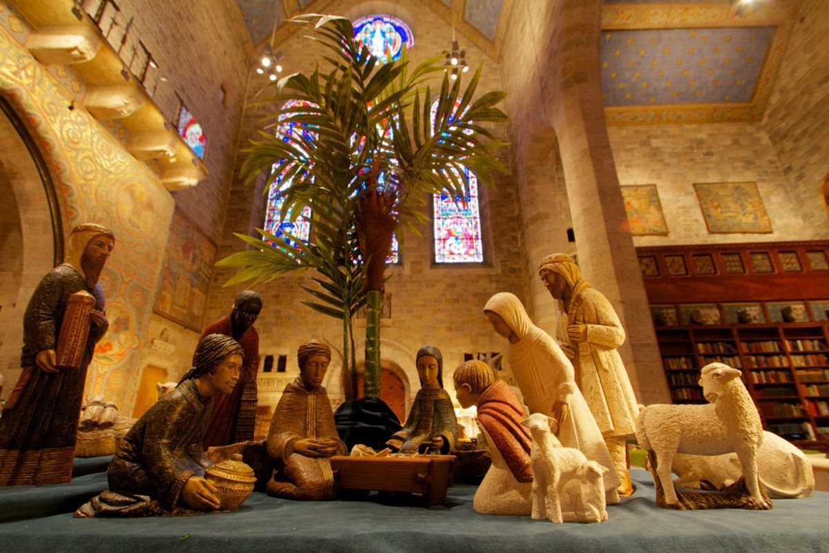 Go Back in Time During the Holidays in Bryn Athyn