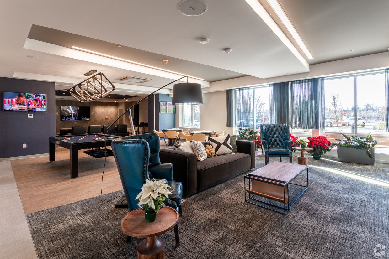 Renters Will Fall in Love with Residences at Bentwood’s Resort-Style Amenities