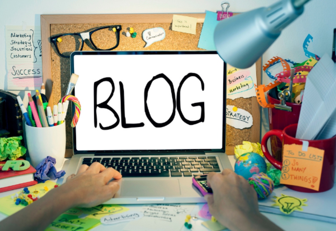 Blogging to Tell Your Story On and Off LinkedIn