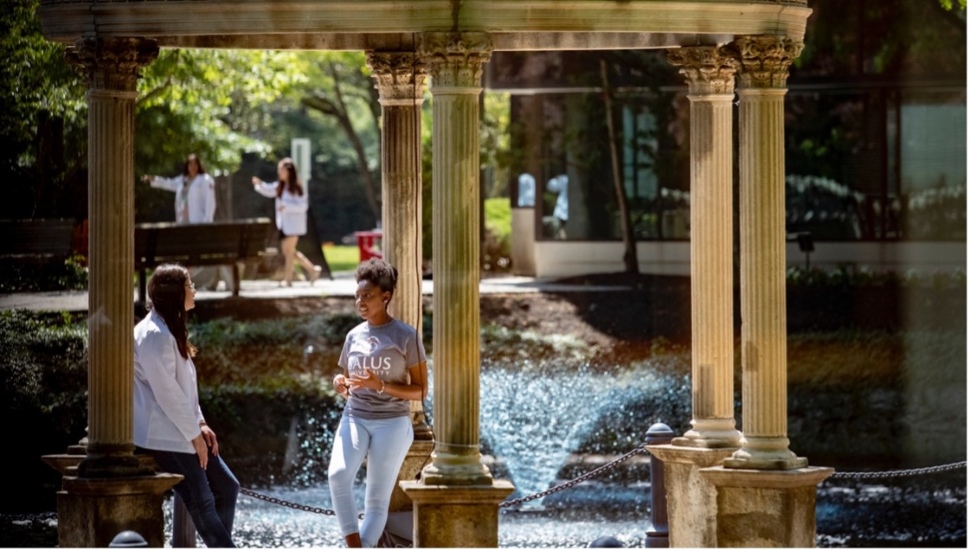 Students on Salus Campus