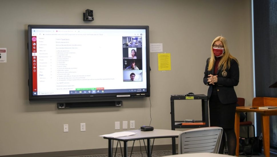 hybrid learning distance learning