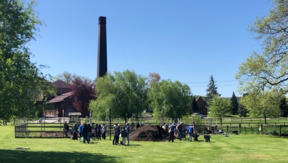 Waiting for Fate to Be Determined, Former St. Gabriel’s Hall Will Host Martha’s Choice Community Farm