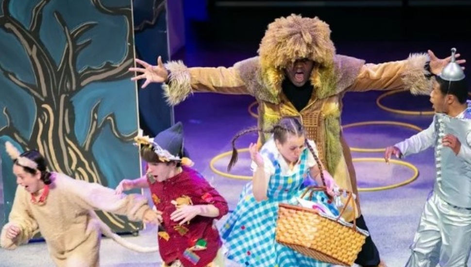 Tina Fey, Monica Horan Jump Start Upper Darby Summer Stage Theater Fund