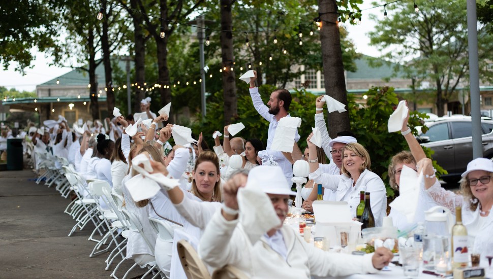 Fete en Blanc Pottstown picnic