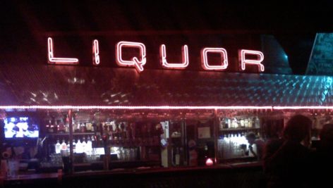 neon liquor sign