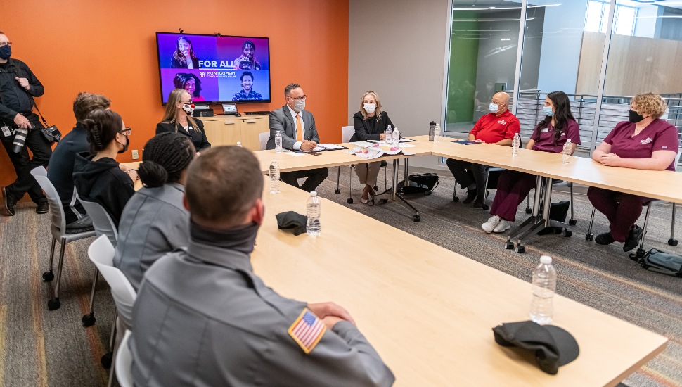 Student table discussion at MCCC.