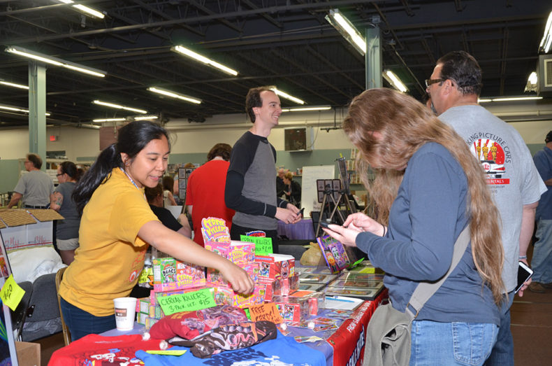 people shopping at The Greater Philadelphia Expo Center At the non sports card show.