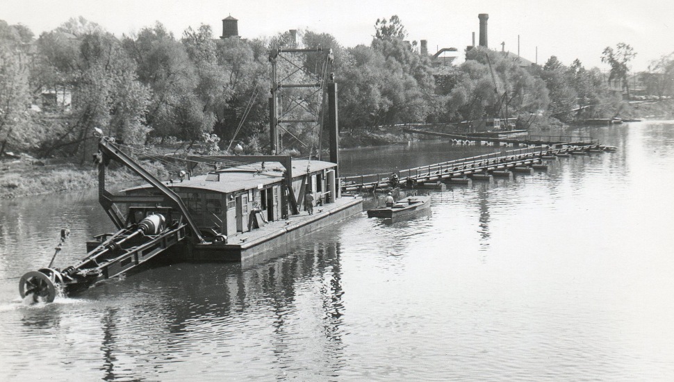 cleaning barge