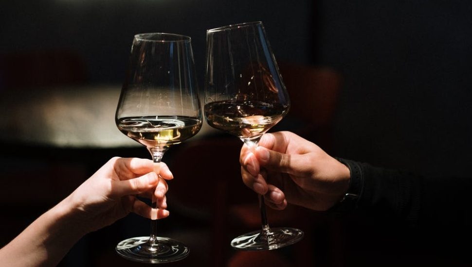 wine glasses at the Joseph Ambler Inn