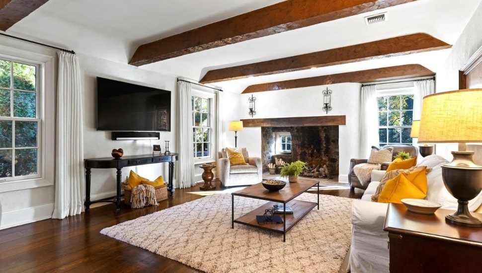 Contemporary estate in Haverford