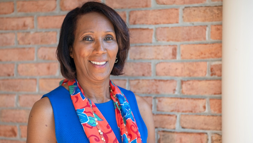 Leslie Turner, Esq