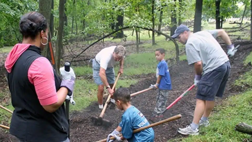 weed warriors on weeds at VFNHP