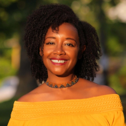 Mumbi Dunjwa founded Naturaz, a clean health and beauty company that is harnessing the power of nature to care for curls