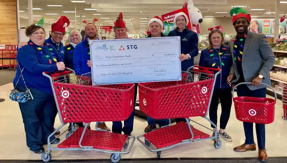 Penn Community Bank and Summit Technology Group Support Local Families for Holiday Season