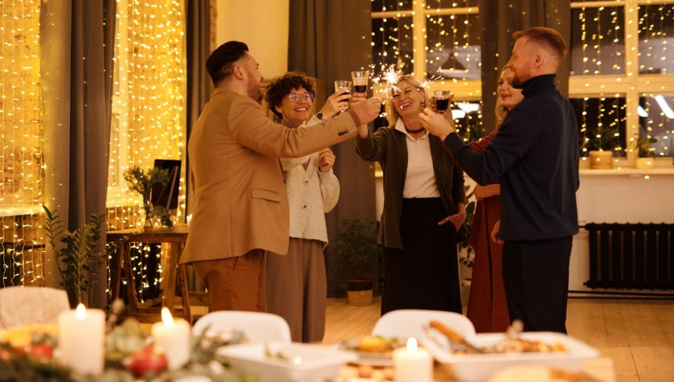 happy new year 2022 restaurants