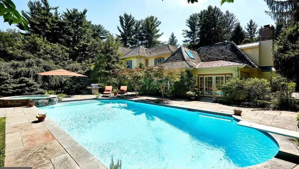 house with montco zip code