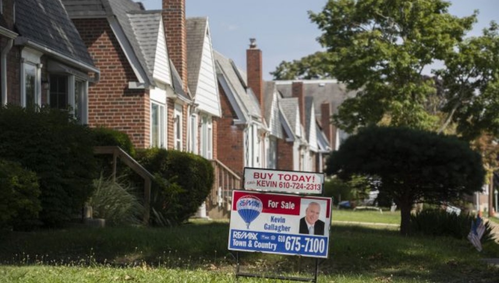 investors buying montco houses