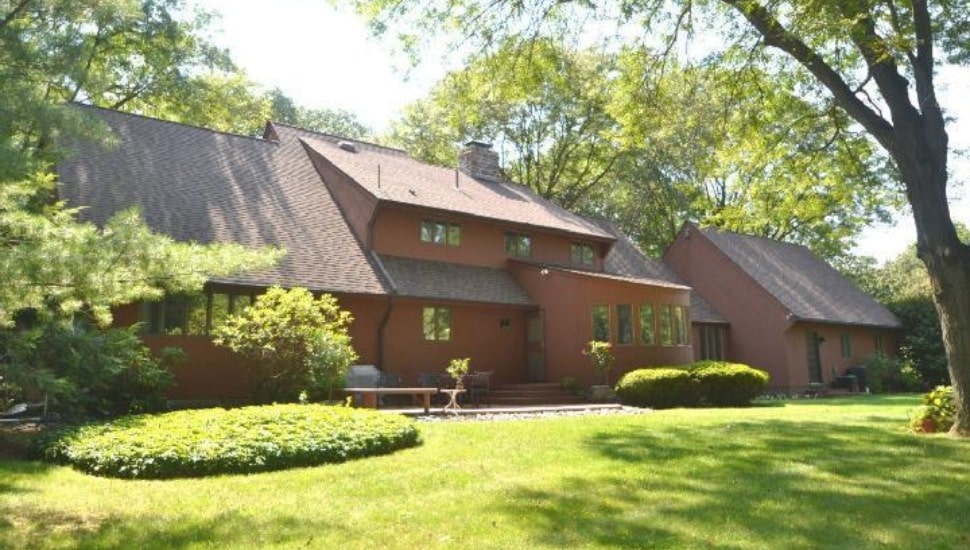 Malvern Bank House of the Week: Spectacular Contemporary Estate with Breathtaking Views in Meadowbrook