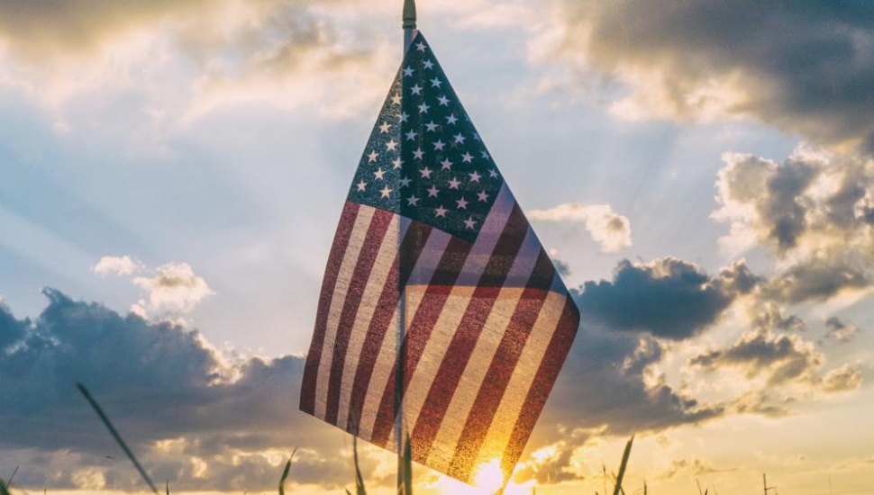 memorial_day_flag_22c3d6ae-8473-4780-9e9f-f45fcda9211d