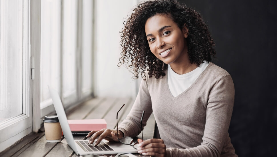 young woman working in a coworking office