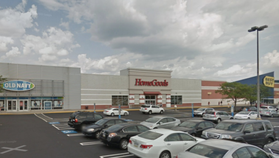 strip center