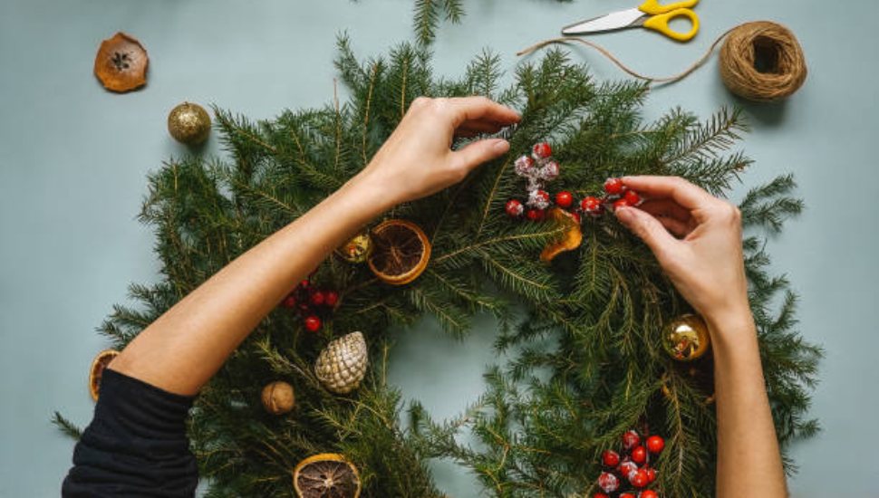 North Montco Technical Career Center Issues Invitation to Gather ‘Round Its Wreath-Making Event