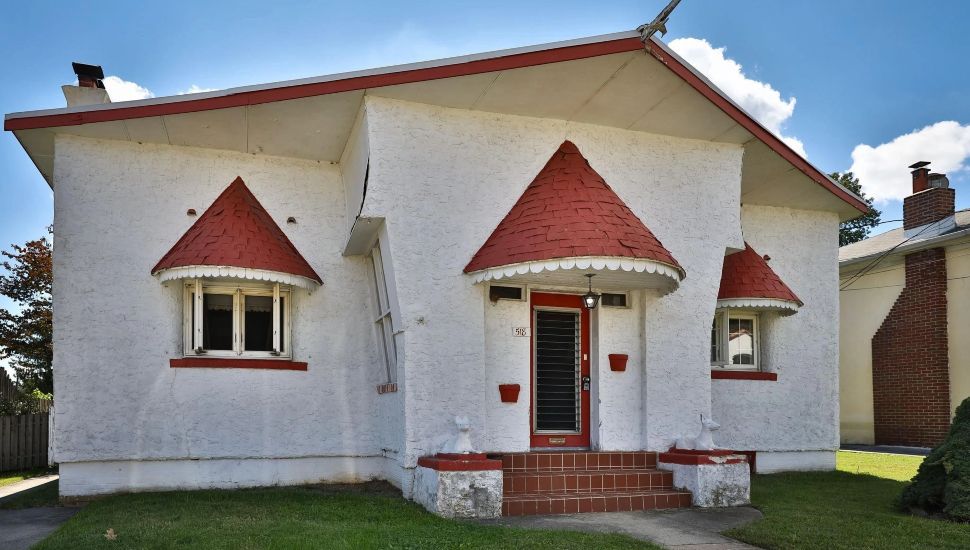 gingerbread house