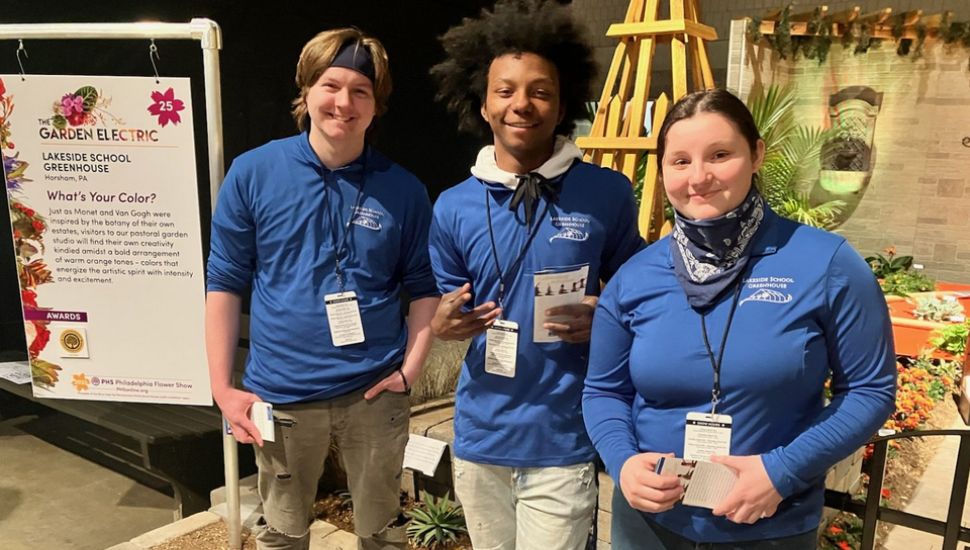Lakewood School Greenhouse winners