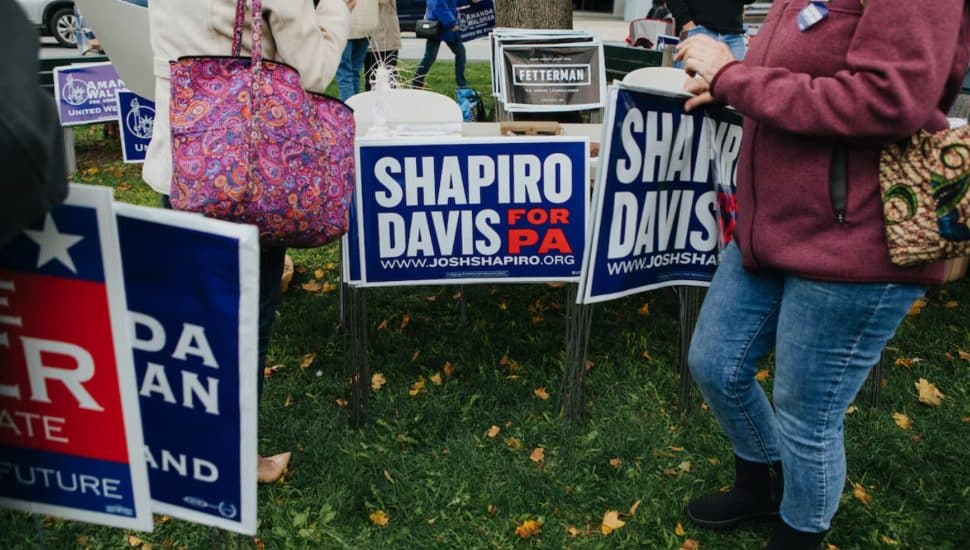 lawn signs