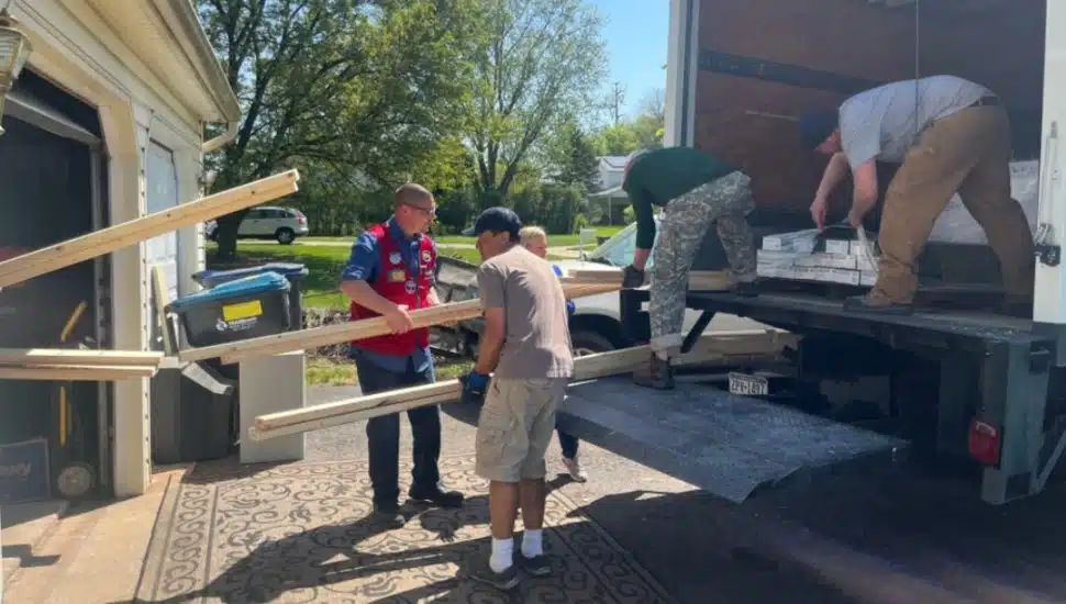 unload of supplies for Steve Wagner