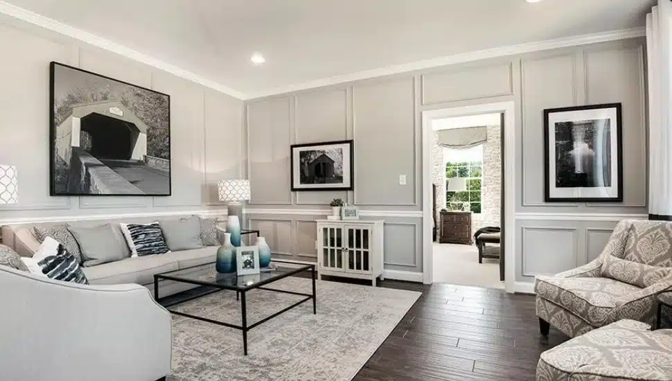 Livingroom of 1001 County Line Road via Realtor.com.
