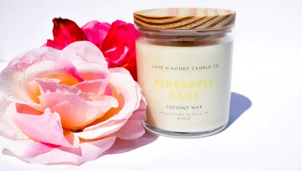 Love n' Honey Candles.