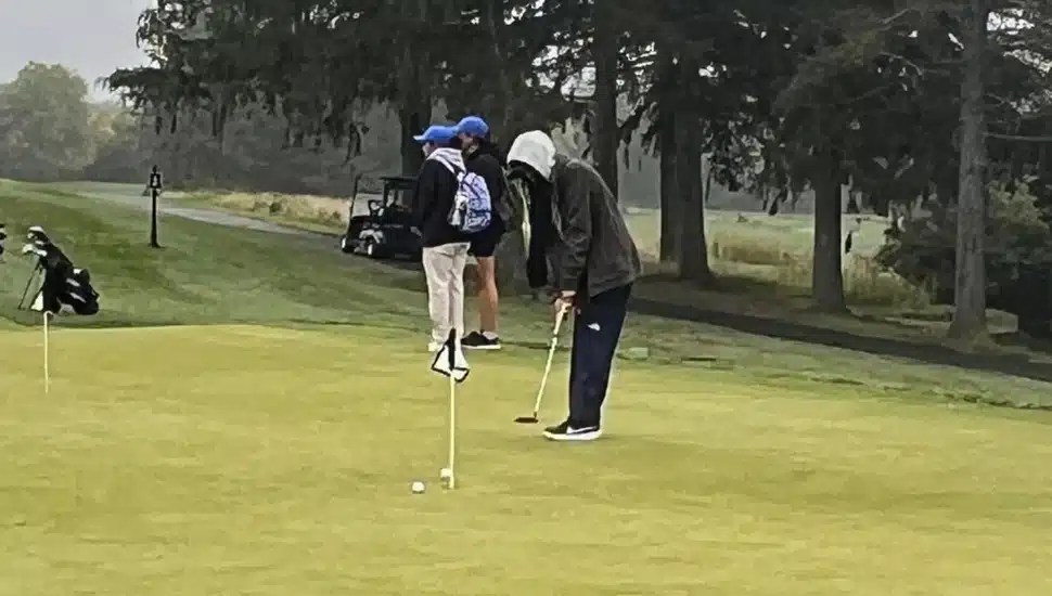 Zoey Smith at the Philadelphia Public League golf championship.