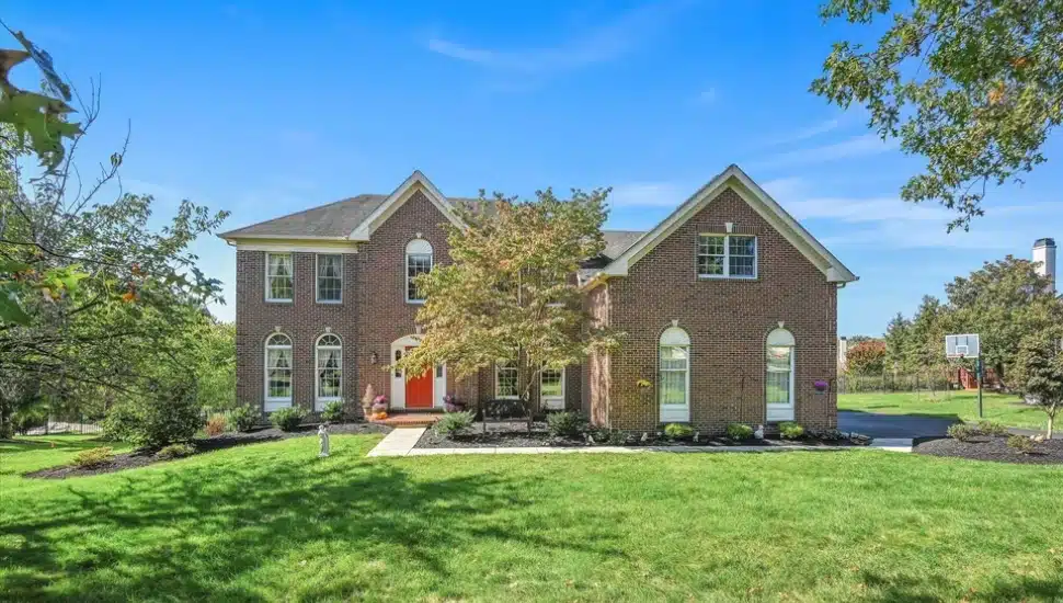 External shot of 1019 Redtail Road.