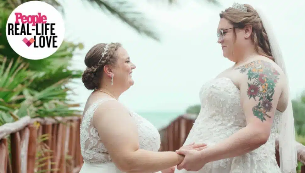 Sarah (left) and Jenna Capp.