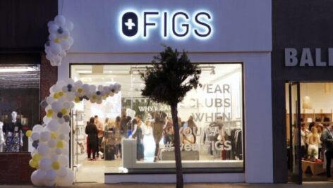 Figs, which has operated primarily as an e-commerce business, is bringing brick-and-mortar stores, with one coming to Philadelphia next year.