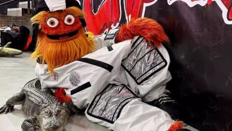 Wally, the emotional support alligator, got the chance to hang out with the Flyers Gritty at a recent game.