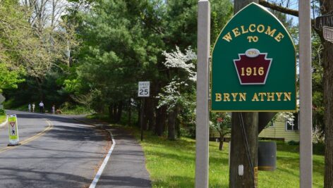 Welcome to Bryn Athyn sign.
