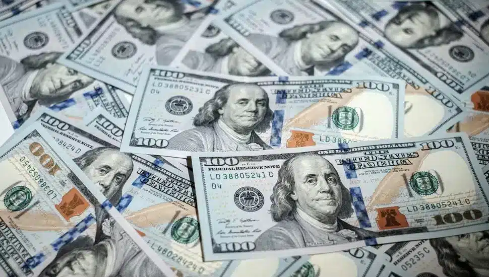 A picture of lots of cash.