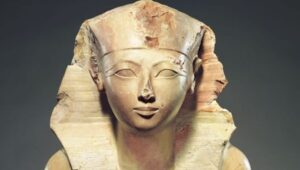 A statue of Egyptian Queen Hatshepsut