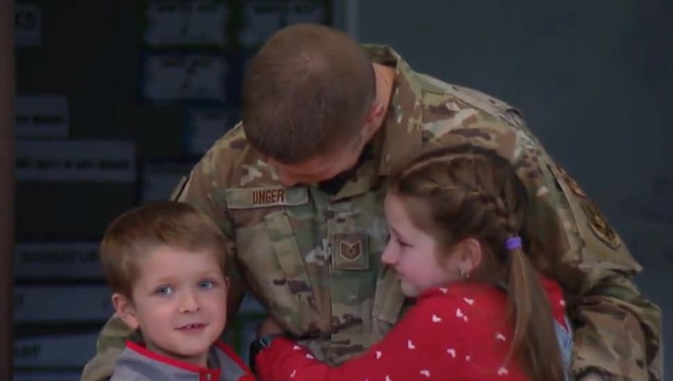 Dustin Unger with his kids, Jackson, and Evelyn.