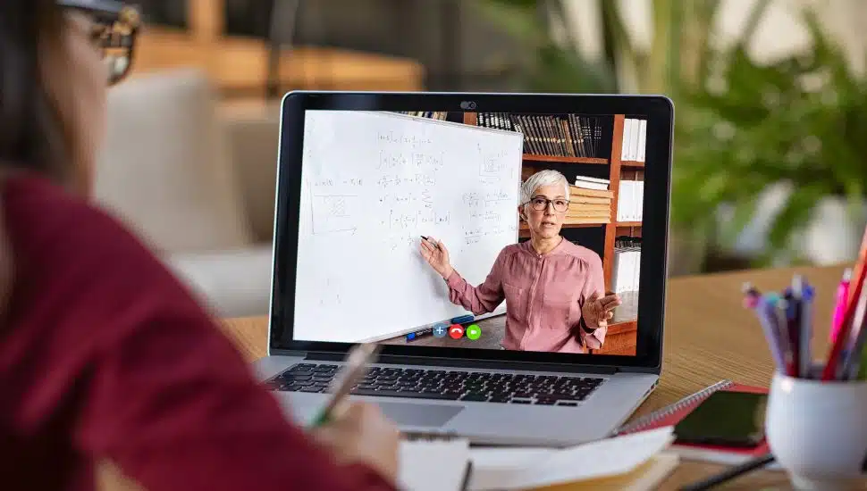 woman doing online education