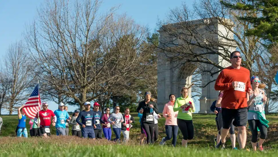 Runners running at the Valley Forge Revolutionary 5 Mile Run.