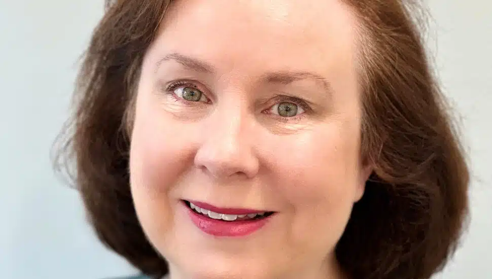 Mary Dressler-Carré