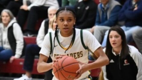 Lansdale Catholic point guard Sanyiah Littlejohn on the court.