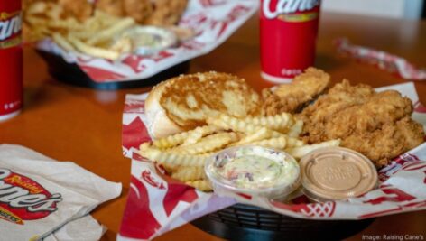 A box combo from Raising Cane's