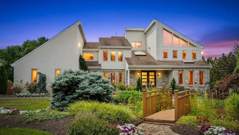 First Bank House of the Week: Striking Contemporary in Huntingdon Valley